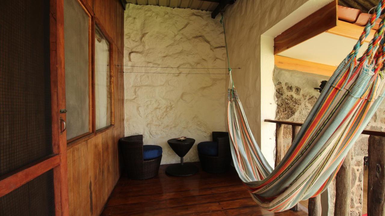 Lava House Hostal Puerto Ayora  Εξωτερικό φωτογραφία