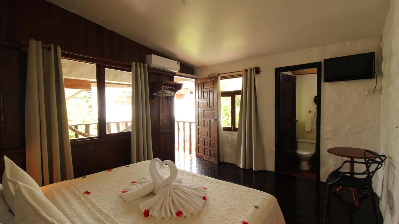 Lava House Hostal Puerto Ayora  Εξωτερικό φωτογραφία