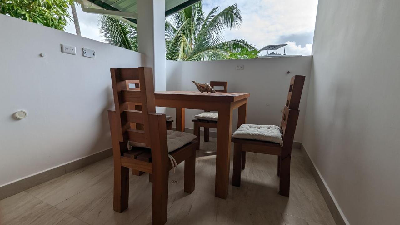 Lava House Hostal Puerto Ayora  Εξωτερικό φωτογραφία