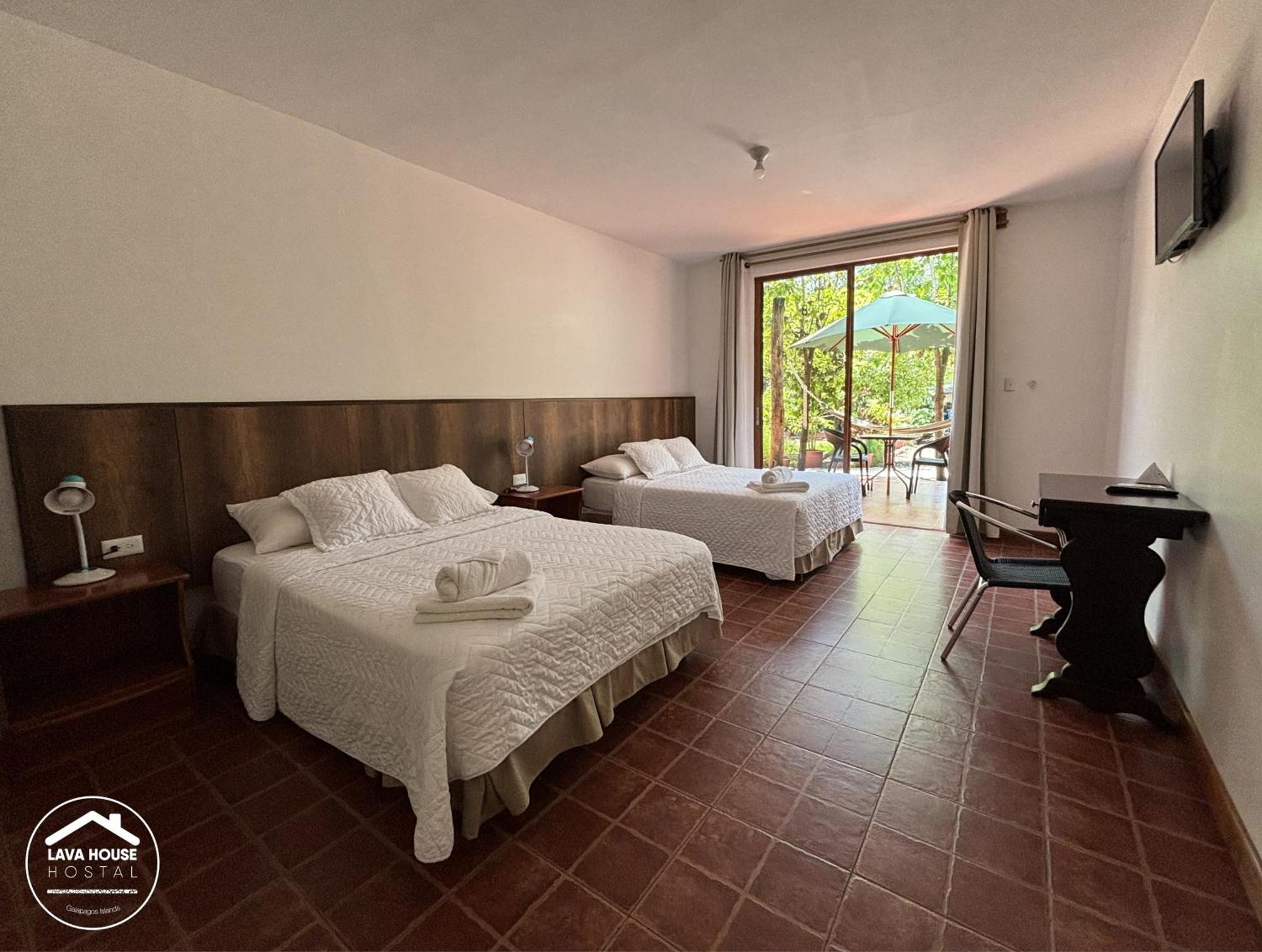 Lava House Hostal Puerto Ayora  Εξωτερικό φωτογραφία