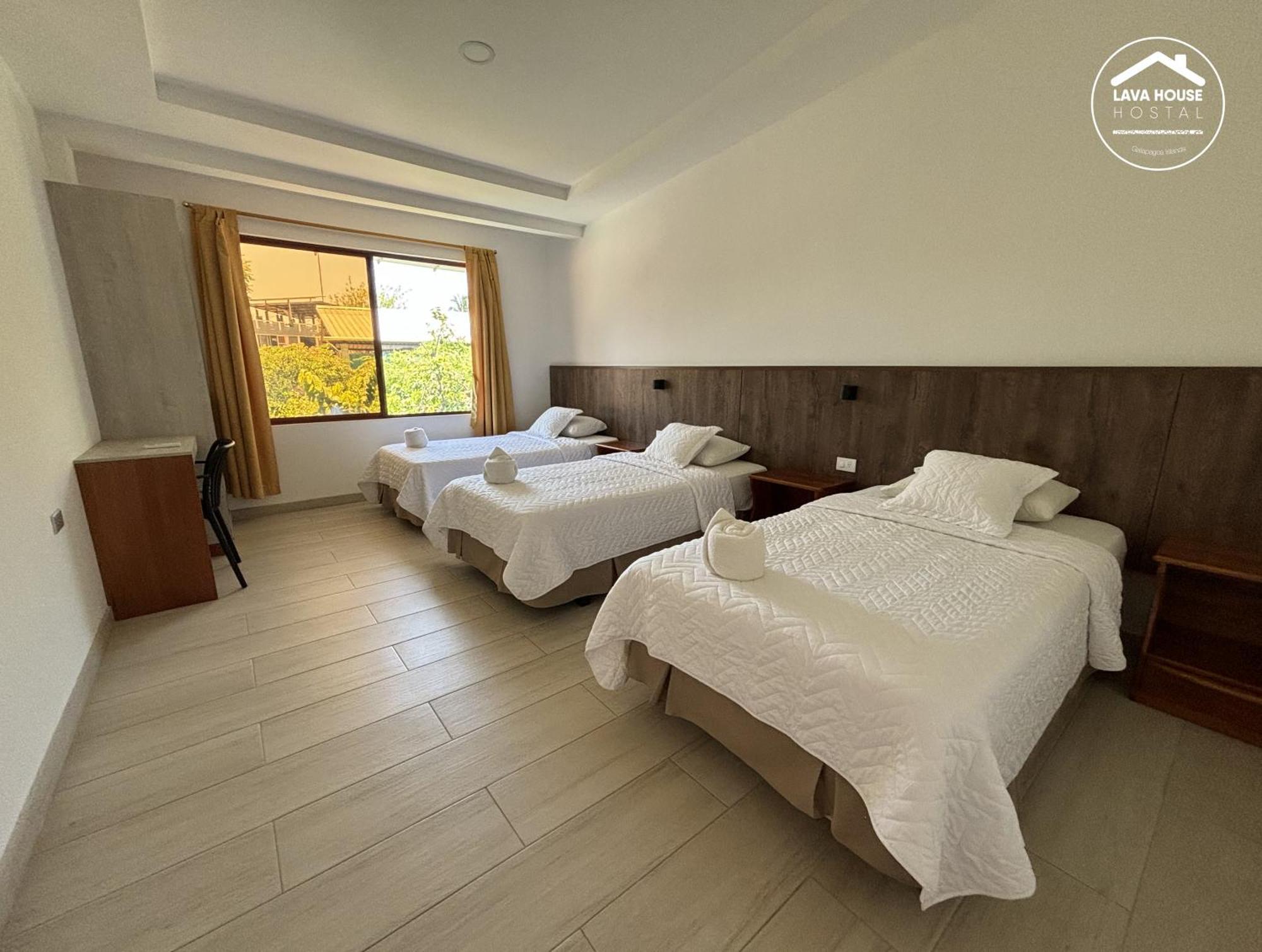 Lava House Hostal Puerto Ayora  Εξωτερικό φωτογραφία